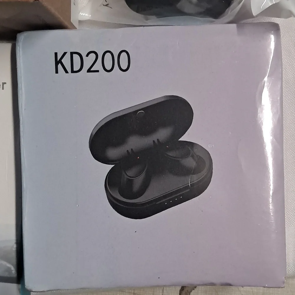 NWT Logitech USB Headset Stereo H570e, Wireless USB Adapter, Wireless Earbuds